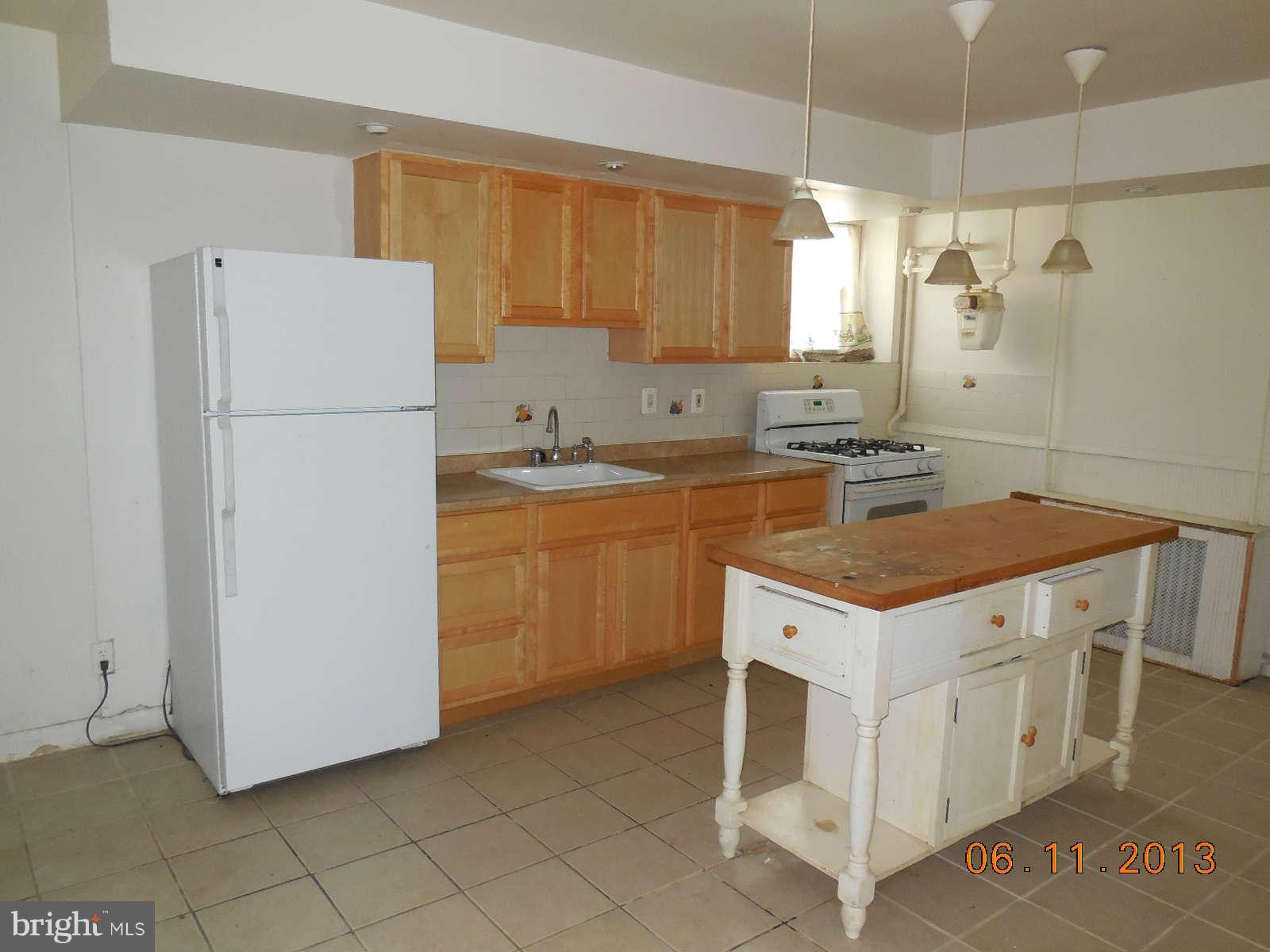 3547 Juneway Baltimore, MD 21213 - Photo 16 of 28 Kitchen