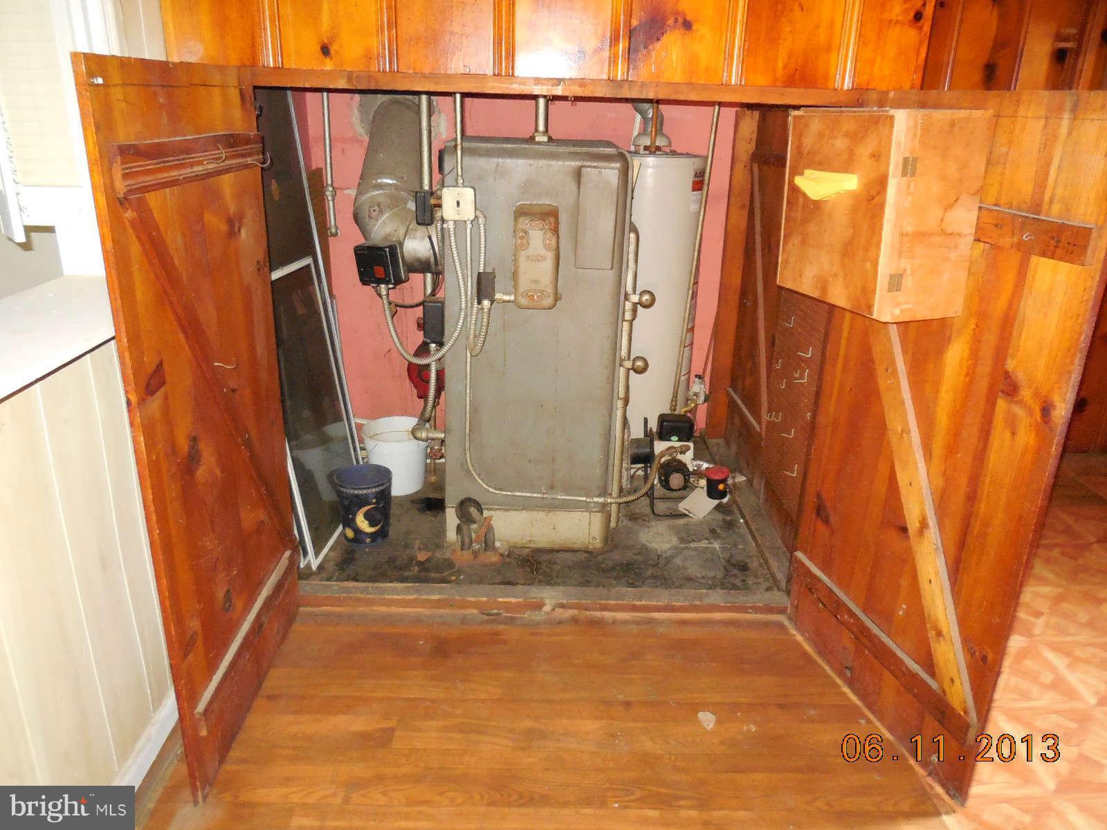 3547 Juneway Baltimore, MD 21213 - Photo 22 of 28 Interior General