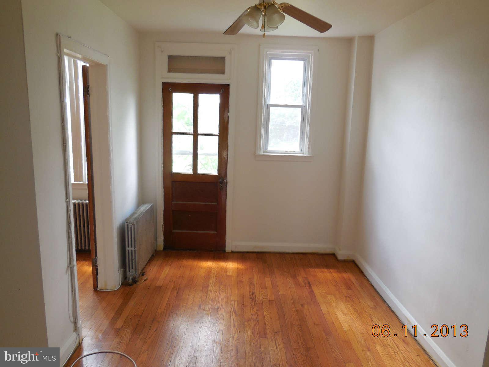 3547 Juneway Baltimore, MD 21213 - Photo 7 of 28 Dining Room