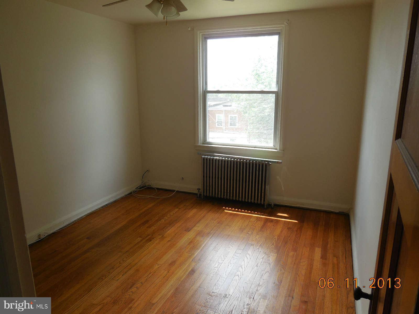 3547 Juneway Baltimore, MD 21213 - Photo 10 of 28 Bedroom