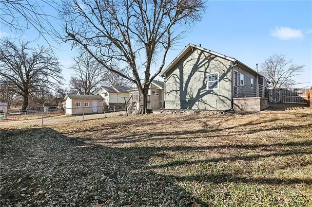 $180,000 | 1101 West Pacific Avenue, Osawatomie, KS 66064