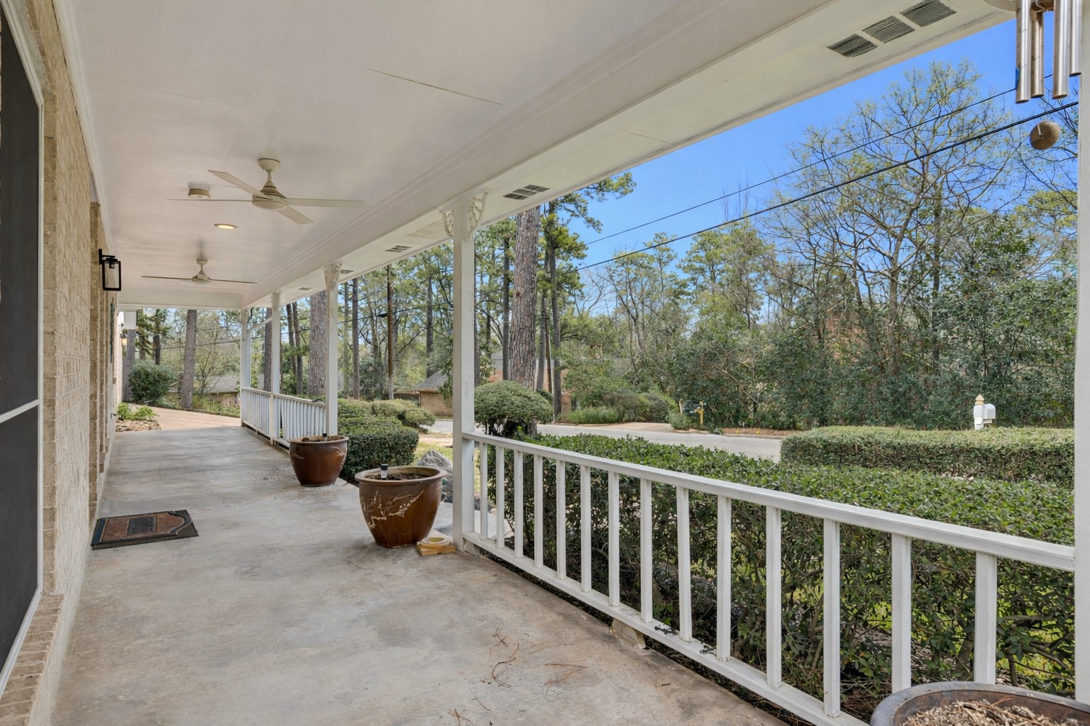 1616 Ave R Huntsville, TX 77340 - Photo 4 of 33