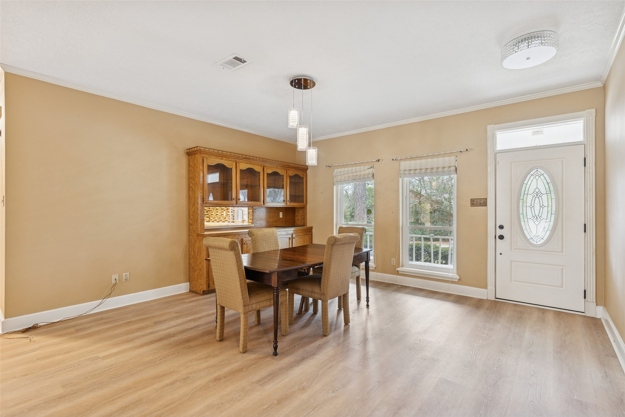 1616 Ave R Huntsville, TX 77340 - Photo 6 of 33