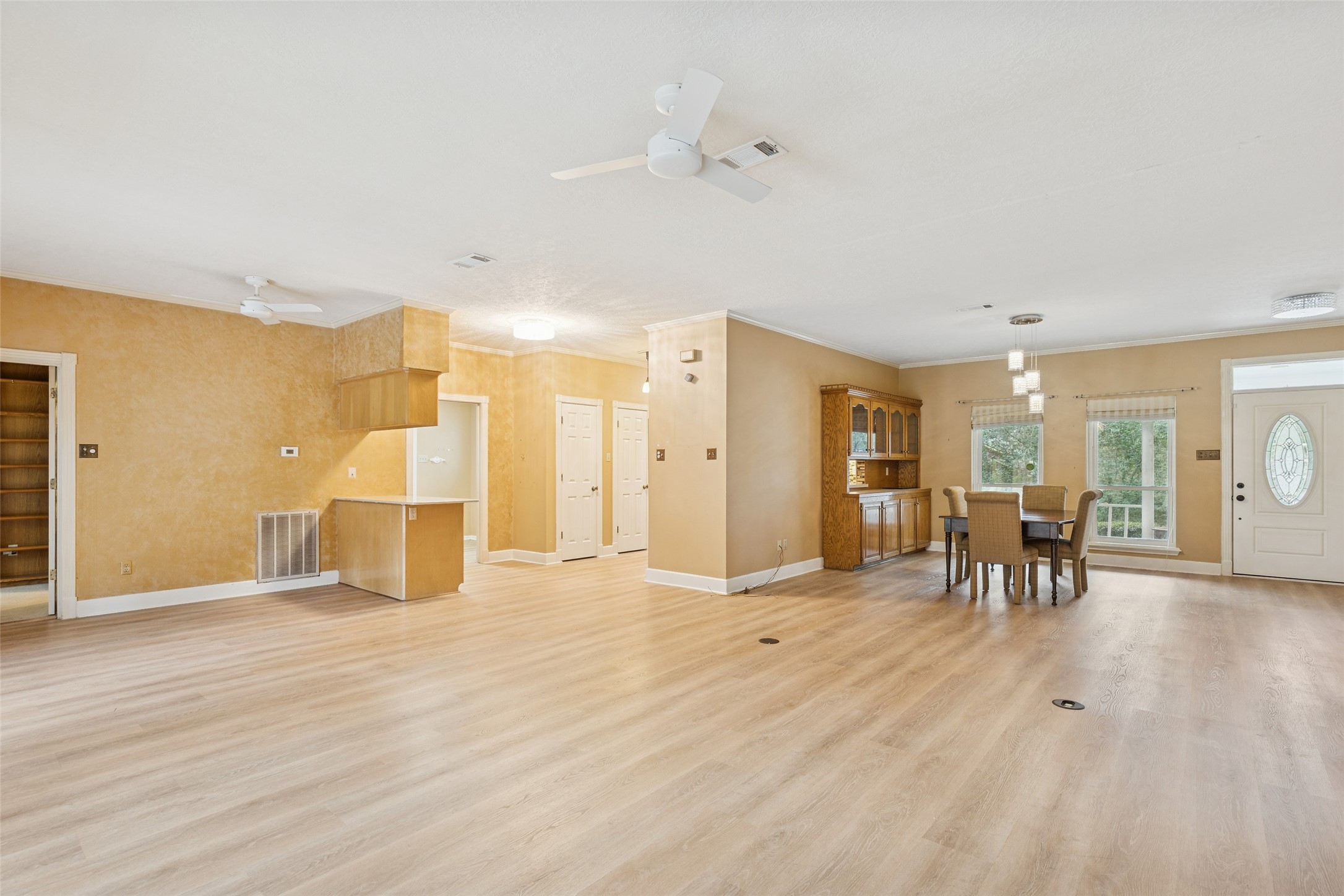 1616 Ave R Huntsville, TX 77340 - Photo 8 of 33