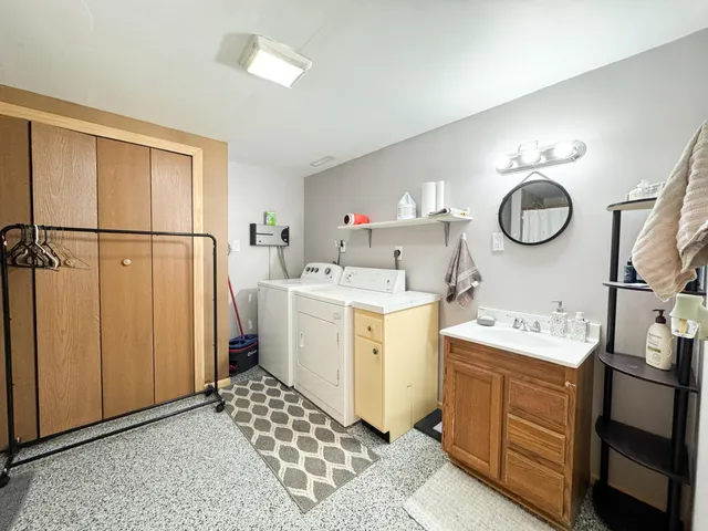 $149,900 | 817 South Whitford Street, Fergus Falls, MN 56537