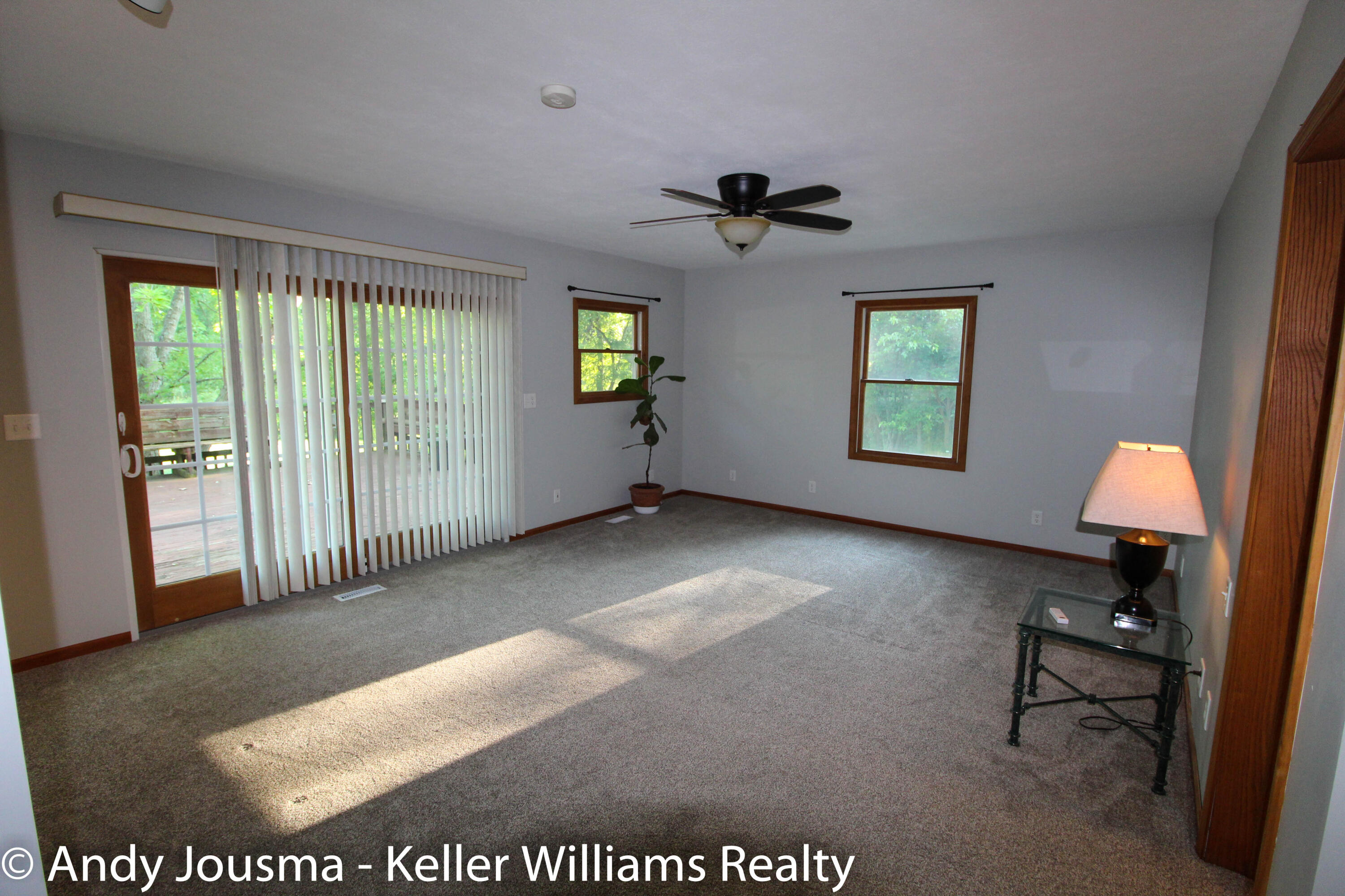 6068 Rocky Road Lowell, MI 49331 - Photo 17 of 40 Owner Suite (2)