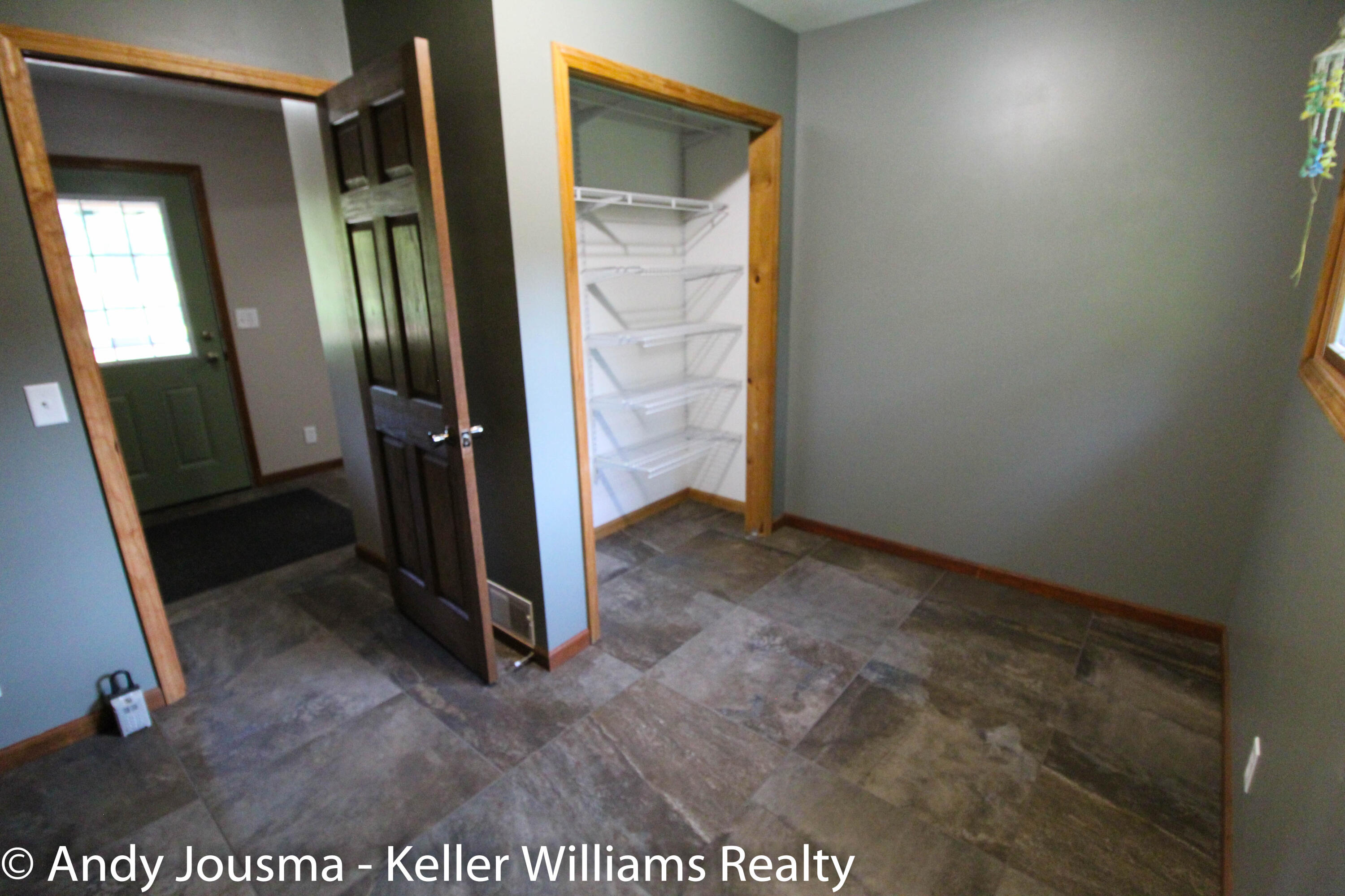 6068 Rocky Road Lowell, MI 49331 - Photo 8 of 40 Office 1
