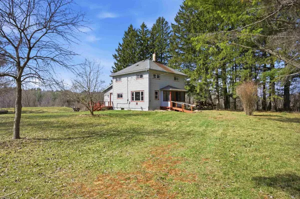 $285,000 | 265 Fawn Court, Oxford, WI 53952
