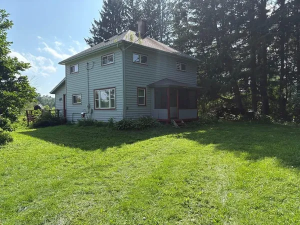 $285,000 | 265 Fawn Court, Oxford, WI 53952