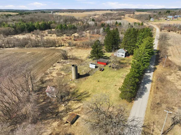 $285,000 | 265 Fawn Court, Oxford, WI 53952