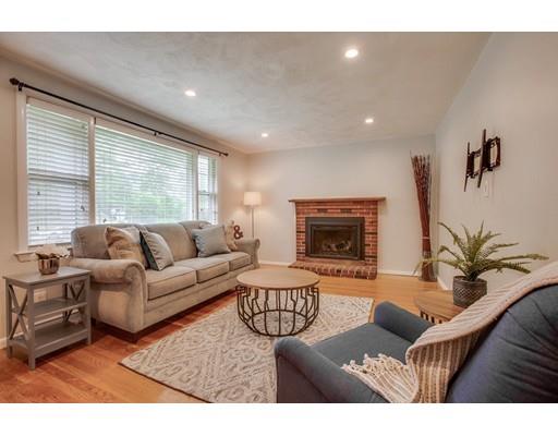 154 South Road Bedford, MA 01730 - Photo 3 of 16 Gallery Image 3