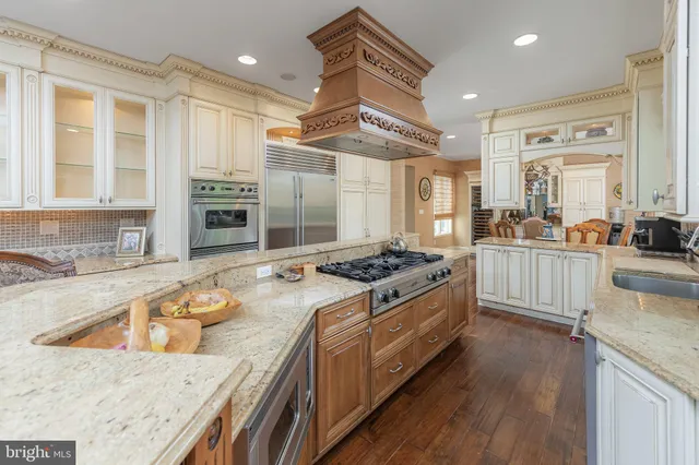 $1,210,000 | 7 Cameo Court, Cherry Hill, NJ 08003