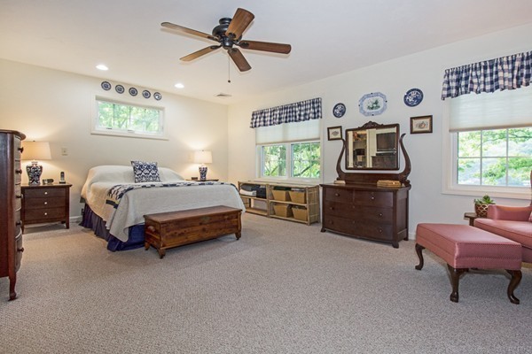 35 Bennetts Road Sturbridge, MA 01566 - Photo 13 of 30