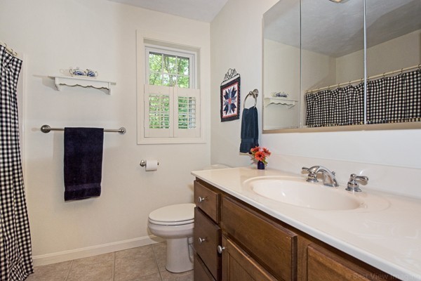 35 Bennetts Road Sturbridge, MA 01566 - Photo 14 of 30
