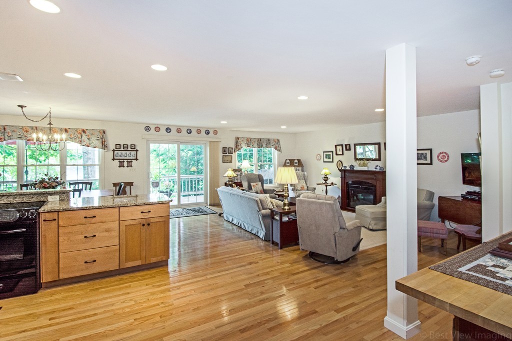 35 Bennetts Road Sturbridge, MA 01566 - Photo 4 of 30
