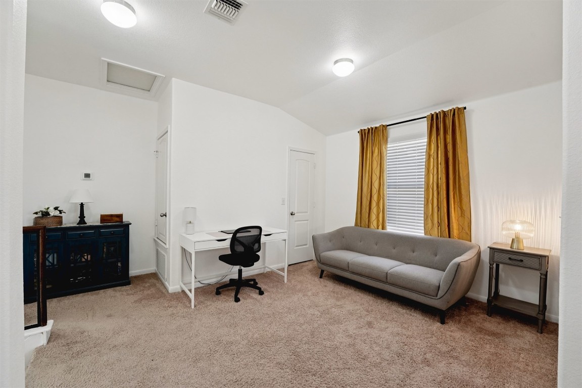 12211 Timber Arch Lane Manor, TX 78653 - Photo 13 of 25