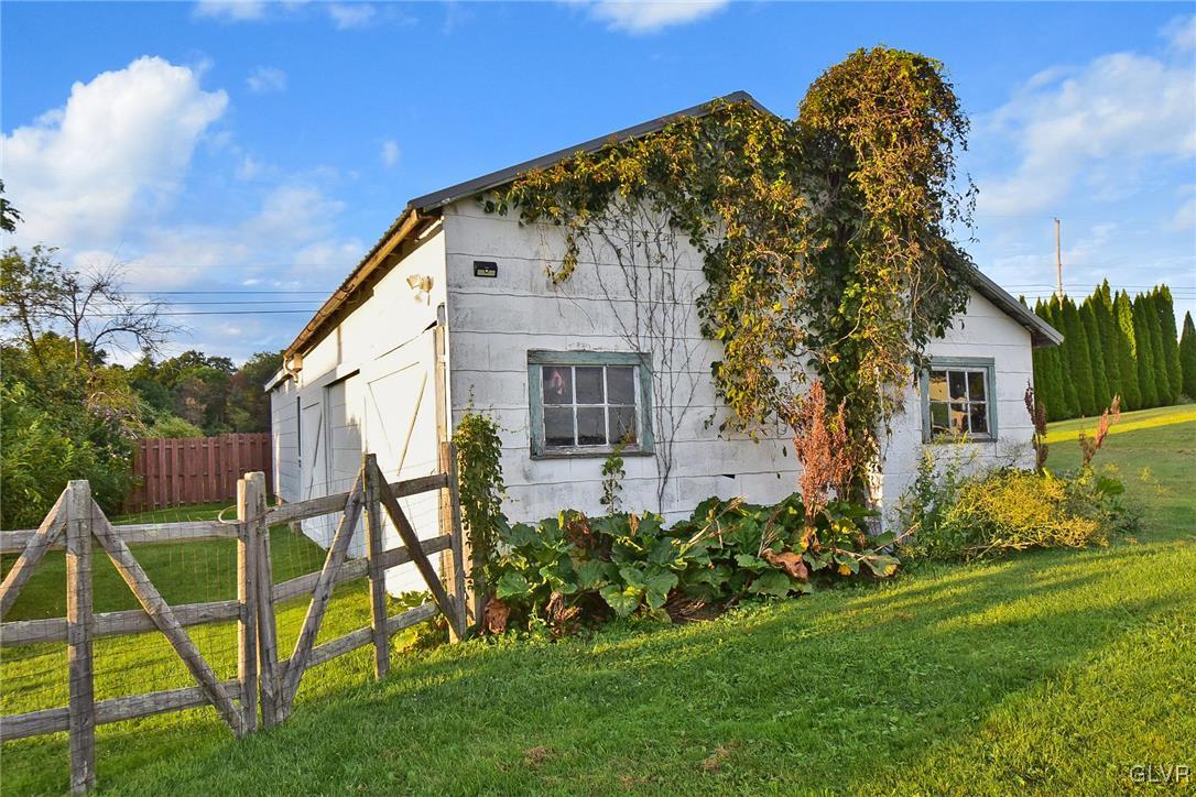 25 Church Road Palmerton, PA 18071 - Photo 5 of 46 Gallery Image 5
