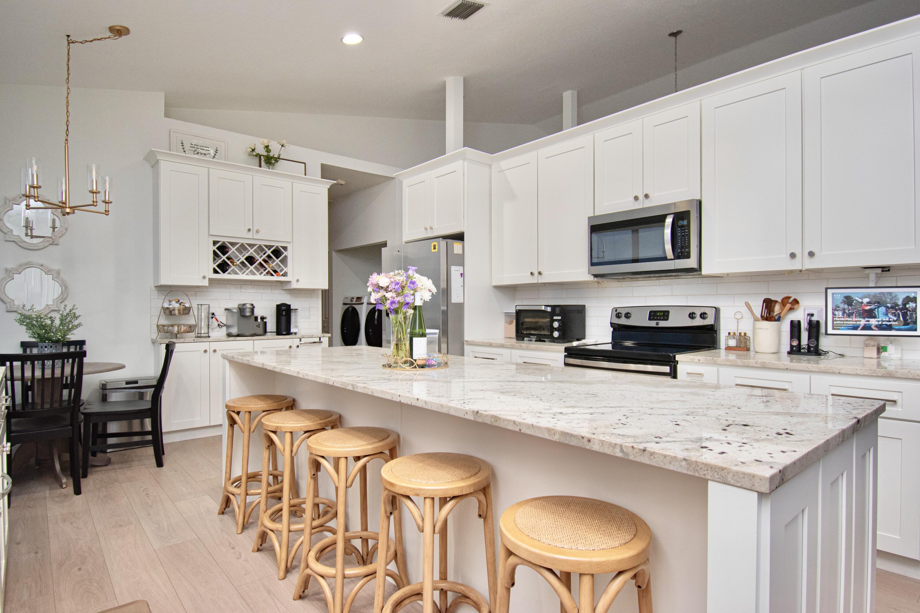 23254 Torre Circle Boca Raton, FL 33433 - Photo 14 of 37 06E7E4E9-D0C5-4DE7-828E-CF2555C6C149