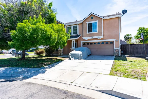 $525,000 | 661 Sandhill Crane Drive, Los Banos, CA 93635