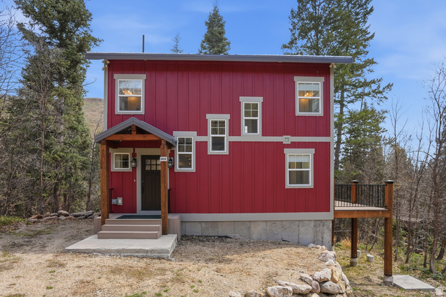 2450 Snake Creek Road Midway, UT 84049 - Photo 1 of 34 View of front of house