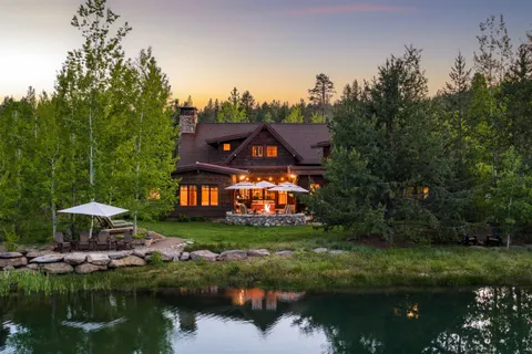 $3,200,000 | 13033 Camp Trail, Truckee, CA 96161