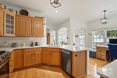 $650,000 | 19302 Ruffner Drive, Cornelius, NC 28031