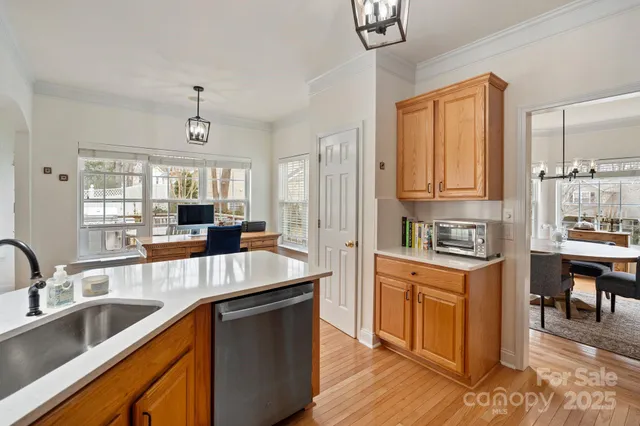 $650,000 | 19302 Ruffner Drive, Cornelius, NC 28031