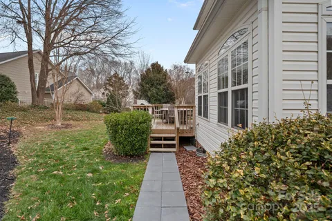 $650,000 | 19302 Ruffner Drive, Cornelius, NC 28031