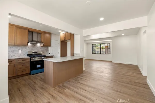 $449,900 | 4072 Hillcrest Drive, Unit C, Los Angeles, CA 90008