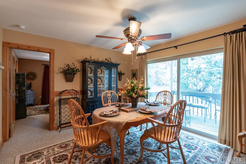 407 Overlook Road, Unit 2 Sapphire, NC 28774 - Photo 5 of 29 Gallery Image 5
