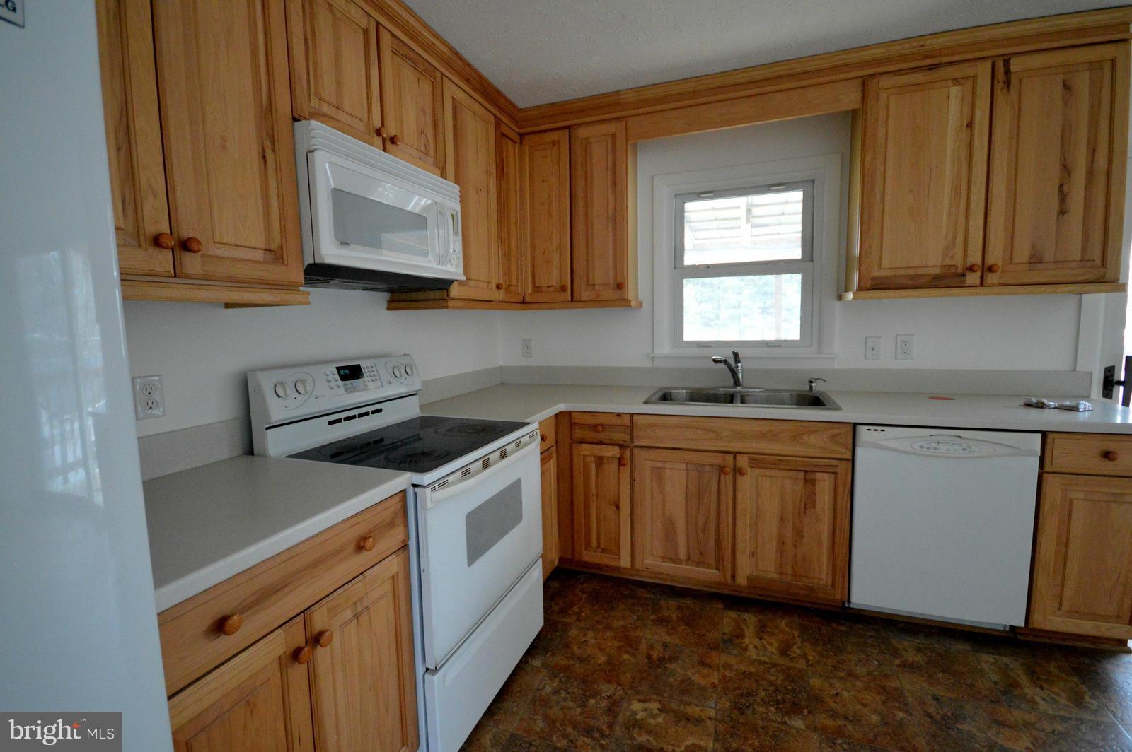 1046 Rest Church Road Clear Brook, VA 22624 - Photo 8 of 28 Kitchen