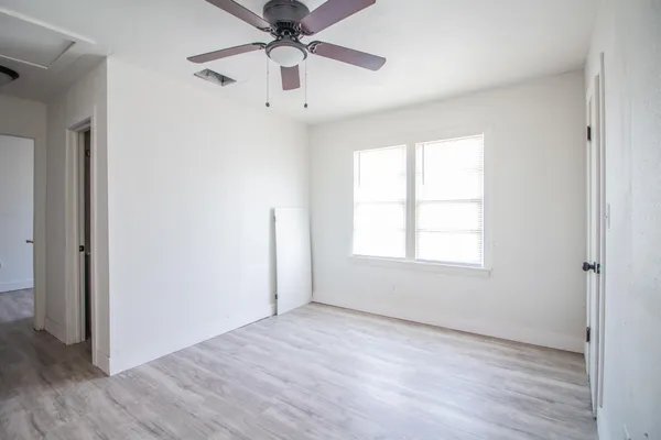 $185,000 | 302 Avenue U, Lubbock, TX 79415
