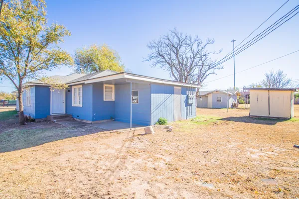 $185,000 | 302 Avenue U, Lubbock, TX 79415