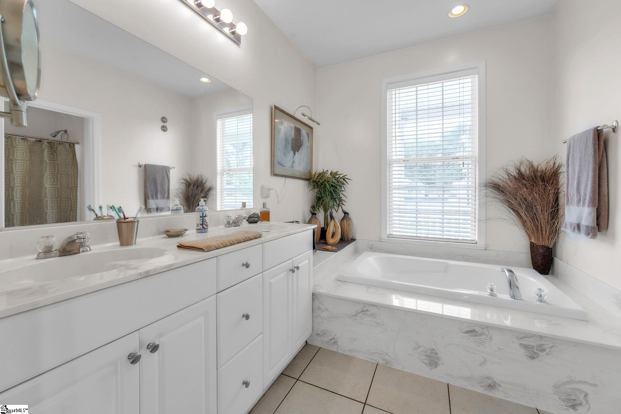 235 Gum Springs Road Taylors, SC 29687 - Photo 20 of 40