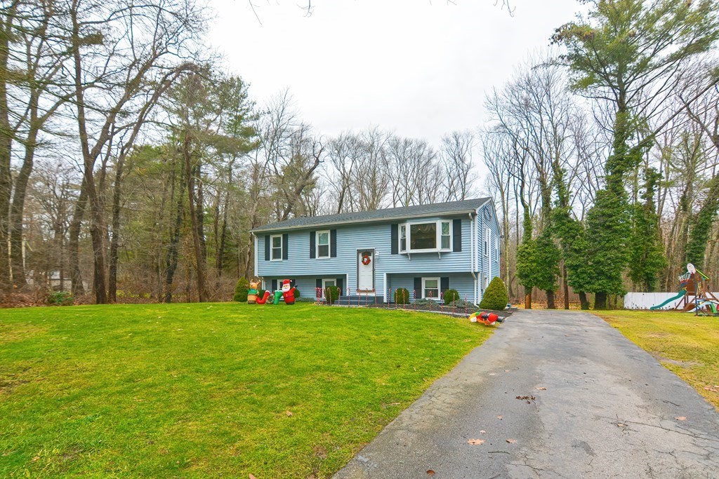 67 Deanville Road Attleboro, MA 02703 - Photo 27 of 28 Gallery Image 27