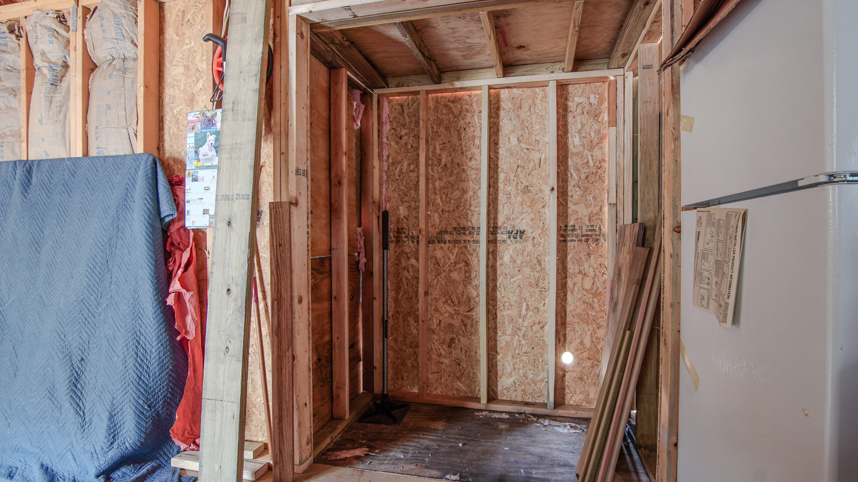 2444 Hardy Skipper Road Ponce de Leon, FL 32455 - Photo 18 of 21 a view of walk in closet with clothes