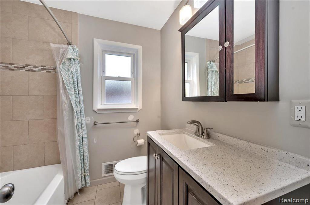 280 Thalia Avenue Rochester, MI 48307 - Photo 10 of 29