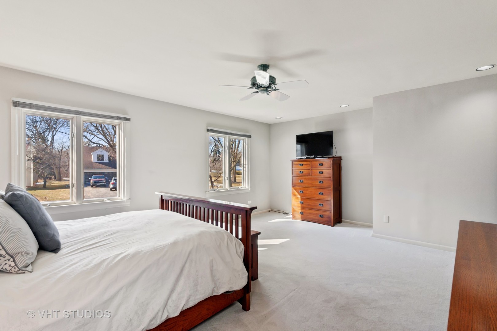 818 West Hickory Street, Hinsdale, IL 60521 Compass