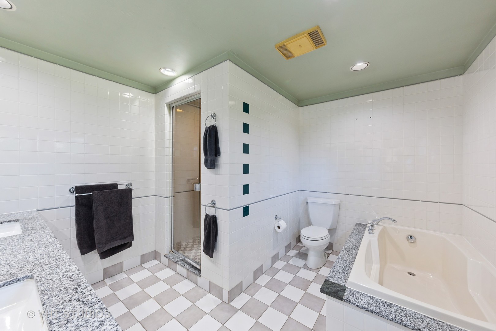 818 West Hickory Street, Hinsdale, IL 60521 Compass