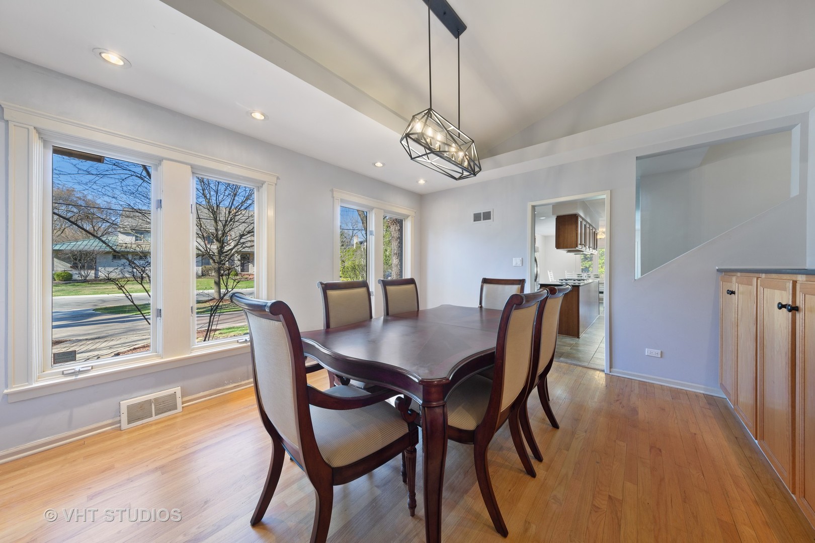 818 West Hickory Street, Hinsdale, IL 60521 Compass