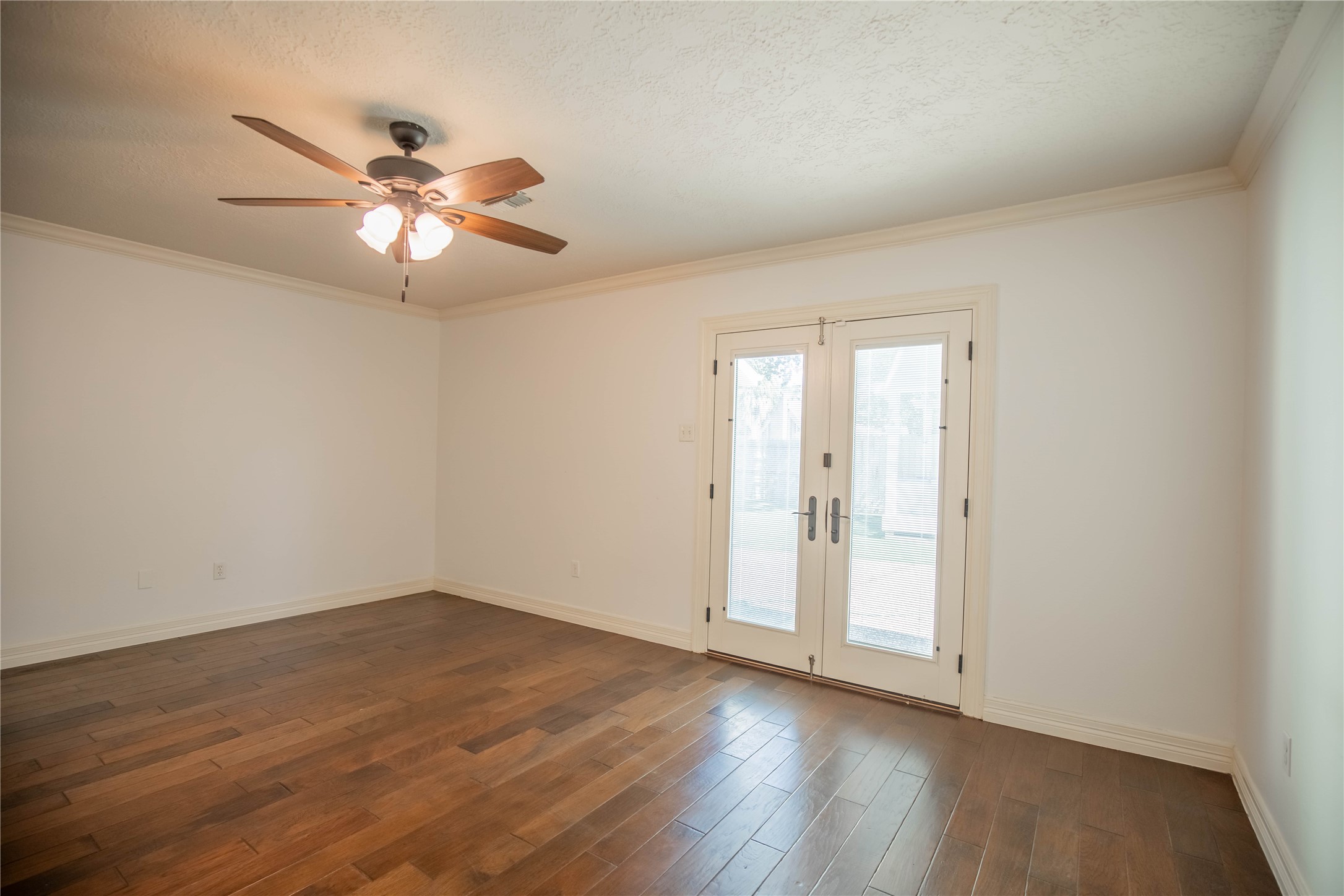 1627 Fall Valley Drive Houston, TX 77077 - Photo 38 of 50