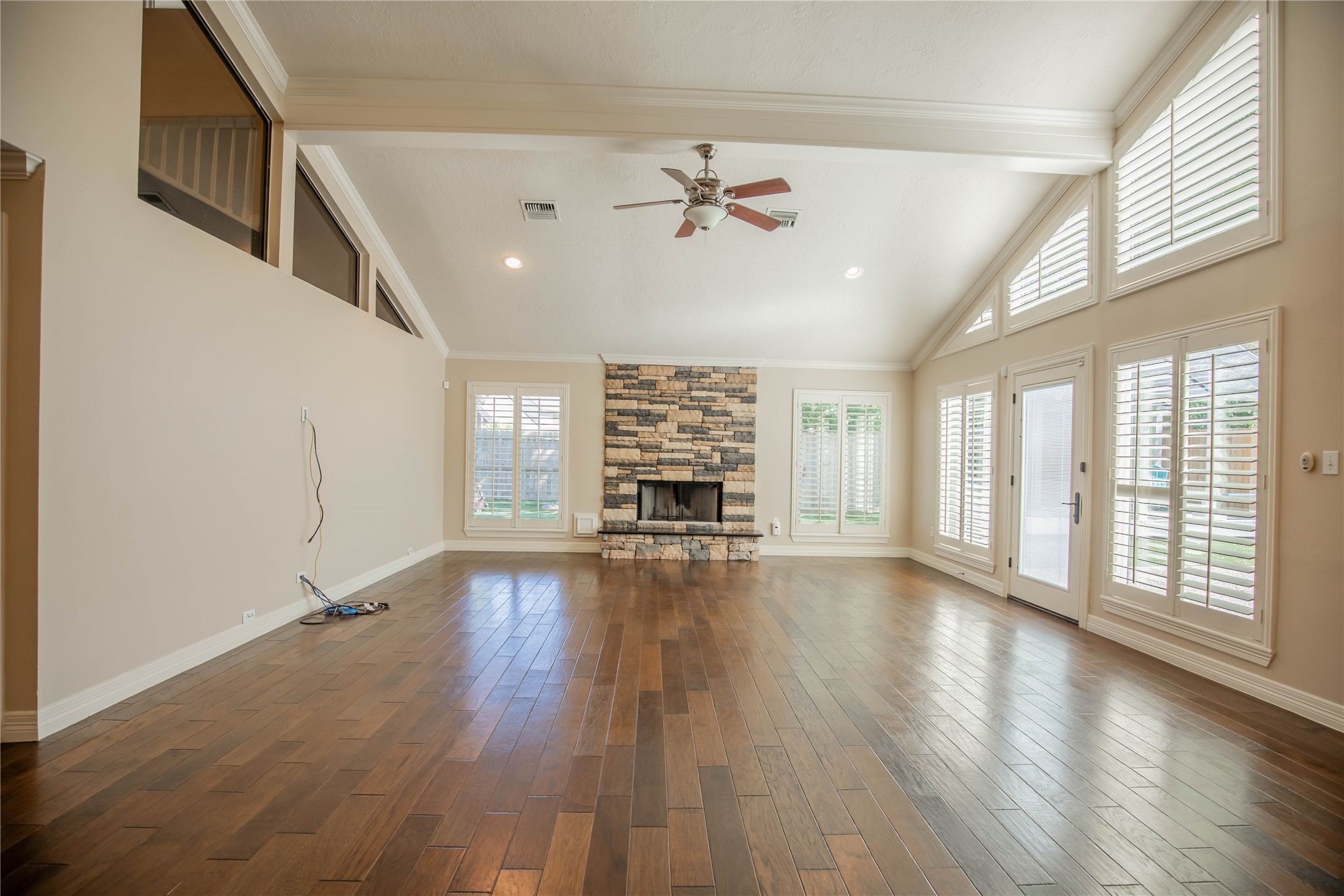 1627 Fall Valley Drive Houston, TX 77077 - Photo 10 of 50