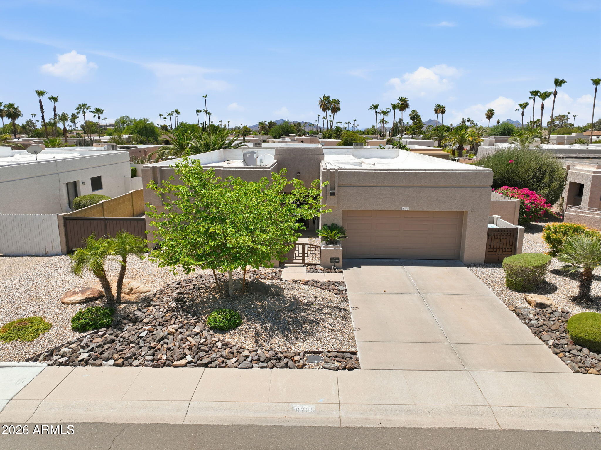 6733 East Phelps Road Scottsdale, AZ 85254 - Photo 3 of 56 001_ListerPros