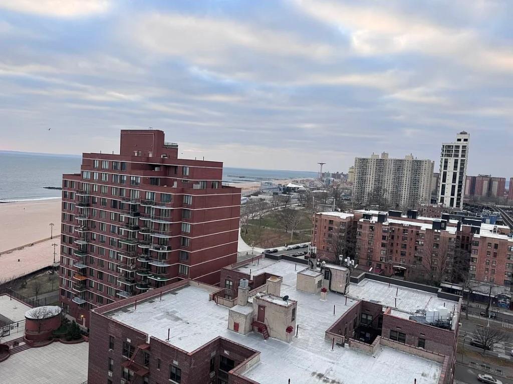 40 Brighton 1st Road, Unit 15M Brooklyn, NY 11235 - Photo 31 of 32