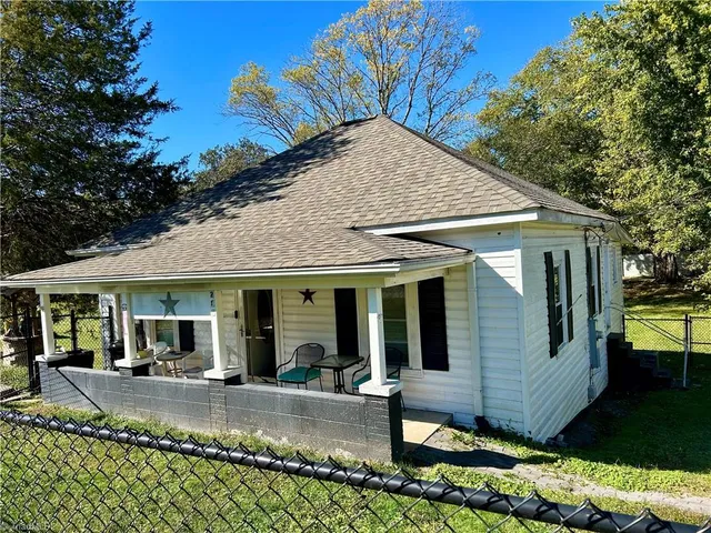 $169,900 | 280 Burke Road, Mount Airy, NC 27030