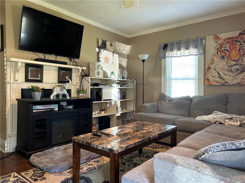 280 Burke Road Mount Airy, NC 27030 - Photo 5 of 25