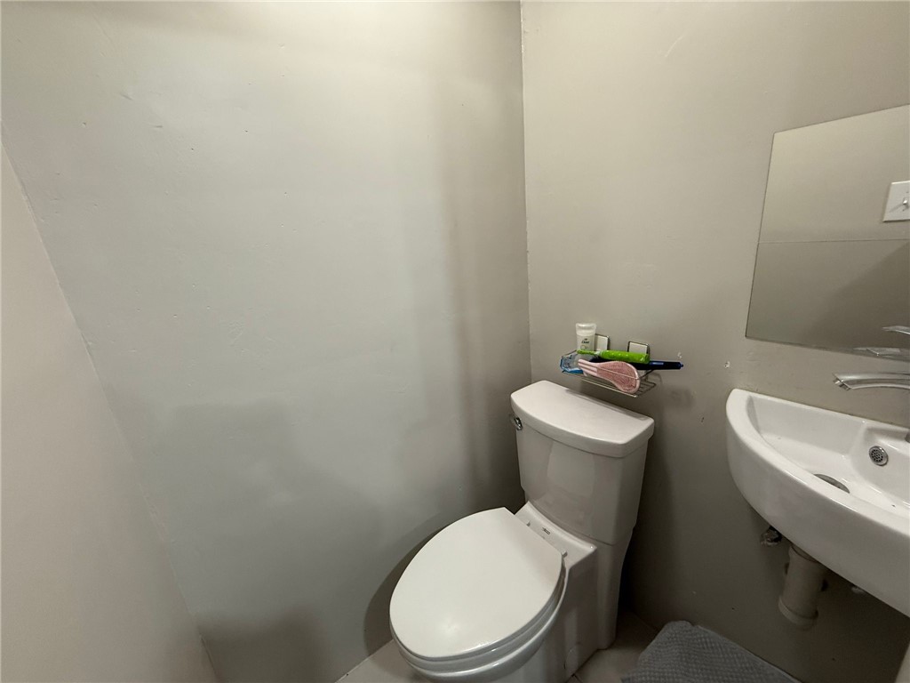 19 South Long Street Johnston, RI 02919 - Photo 14 of 16