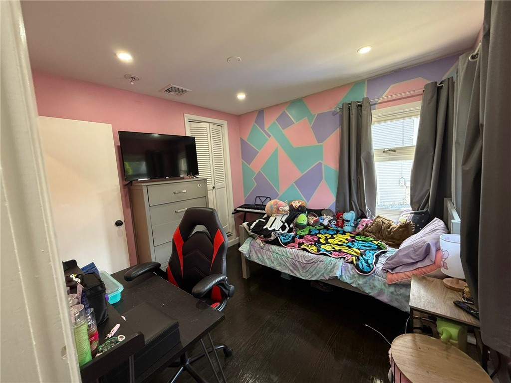 19 South Long Street Johnston, RI 02919 - Photo 10 of 16