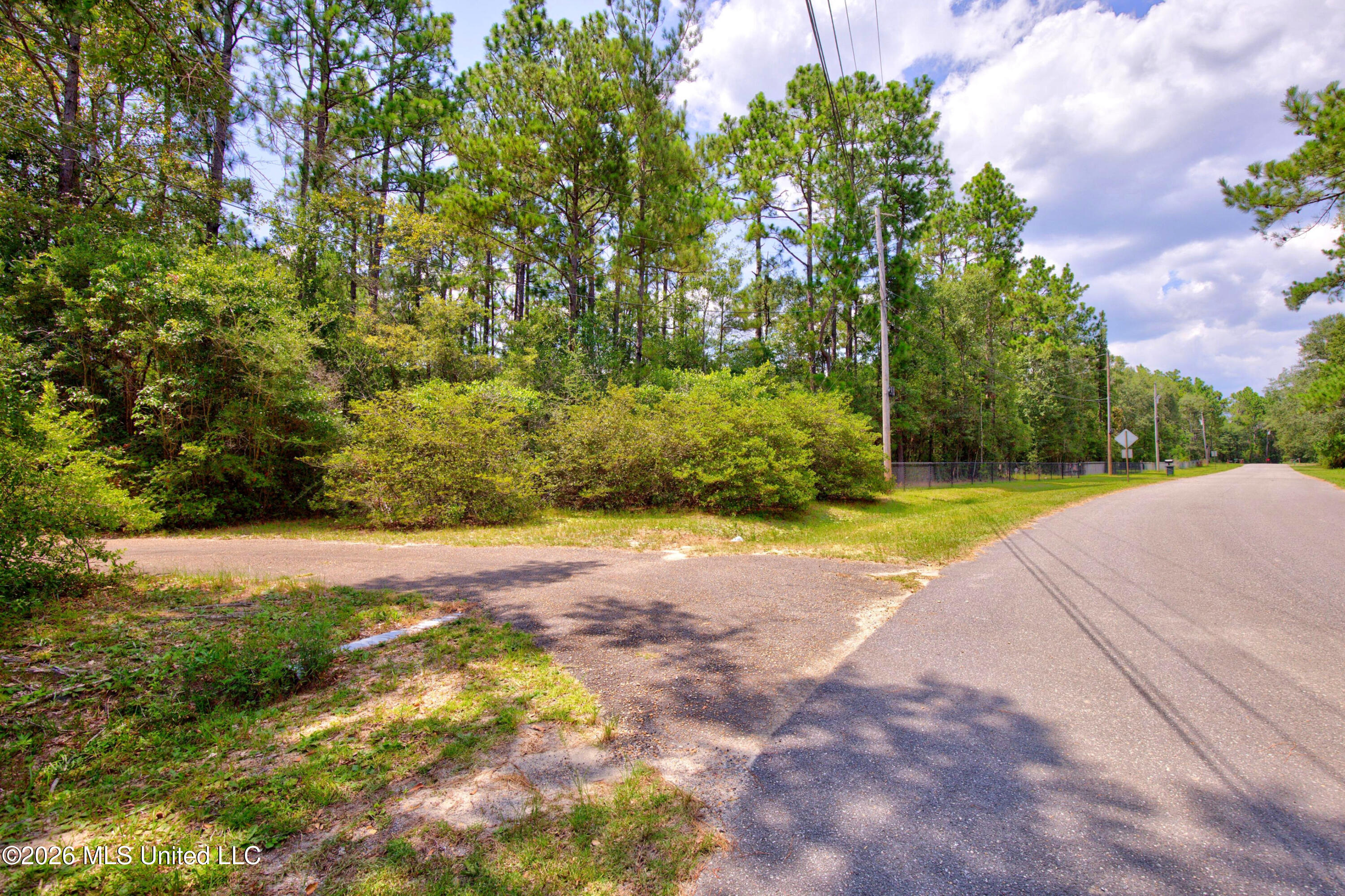 20237 Fox Ridge Drive Saucier, MS 39574 - Photo 31 of 32 20237FoxRidgeDr.-38
