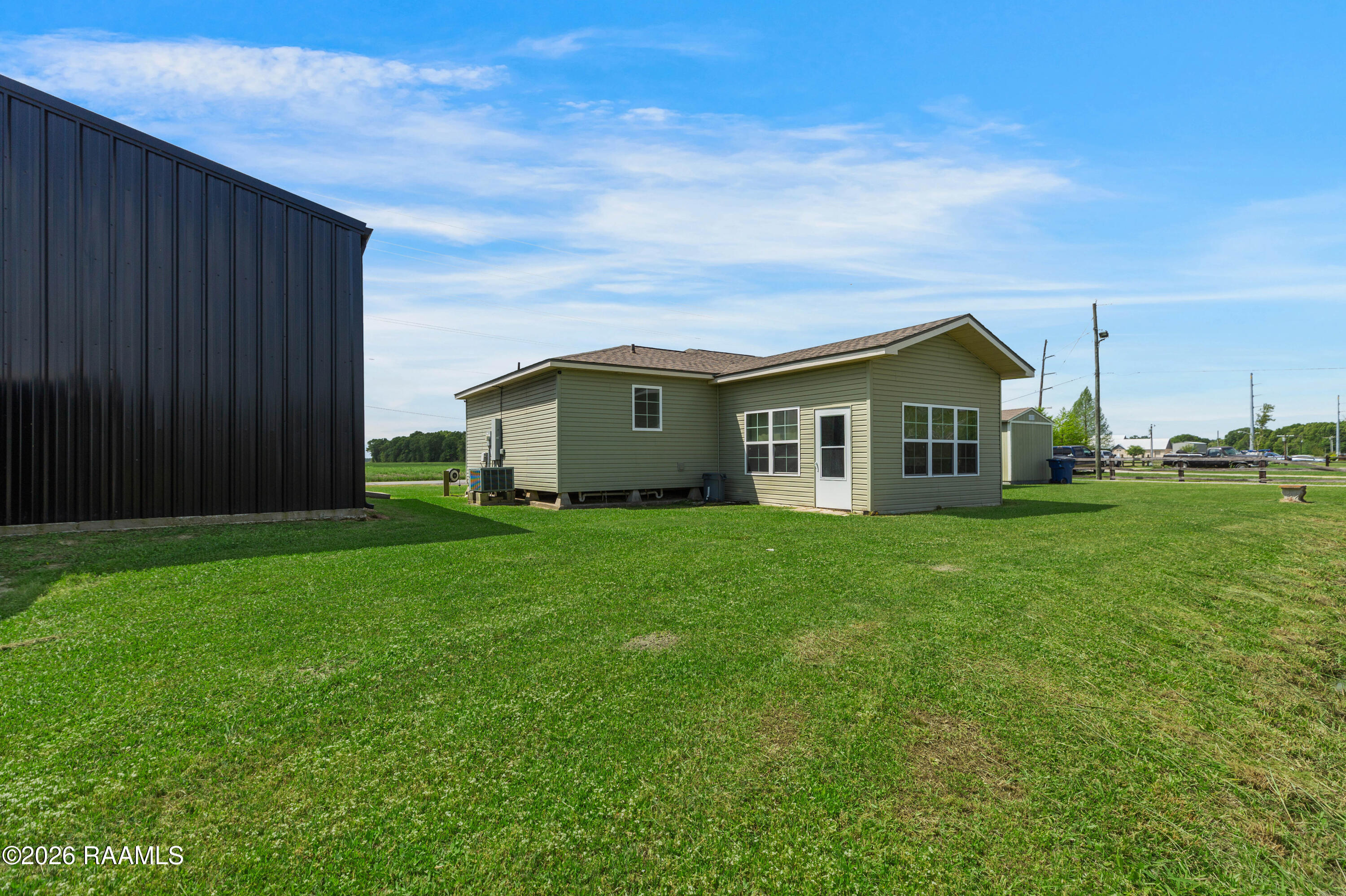 930 Hanks Road Duson, LA 70529 - Photo 25 of 32 930 Hanks Rd Duson-24